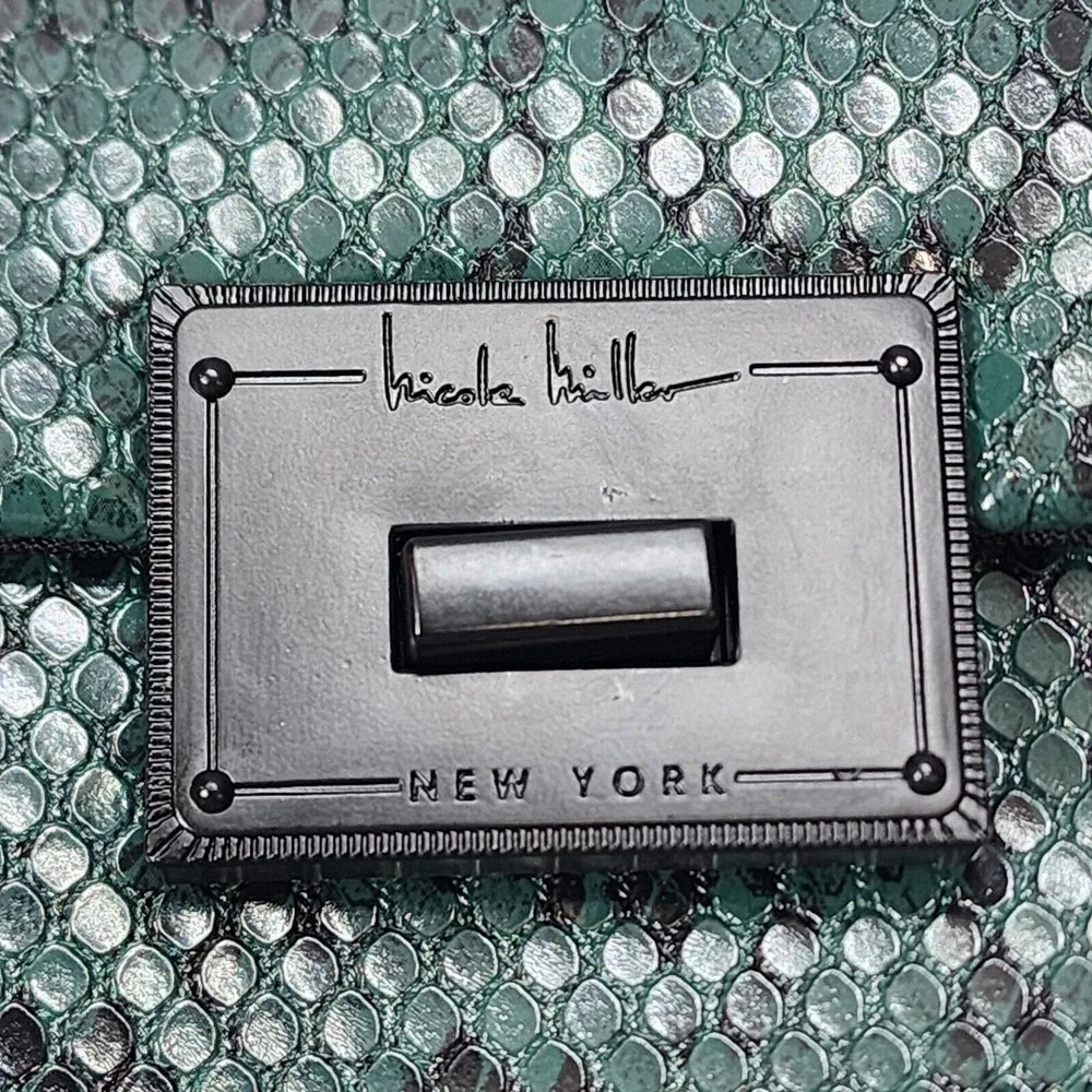 Nicole Miller Crossbody Bag Green Snakeskin Embossed Black Hardware‎ Women OS